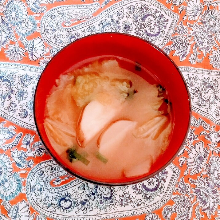 じゃがいもと白菜の味噌汁